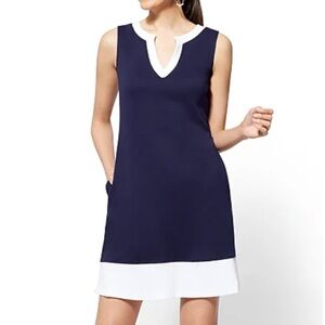 NWT Navy color block shift dress​​​